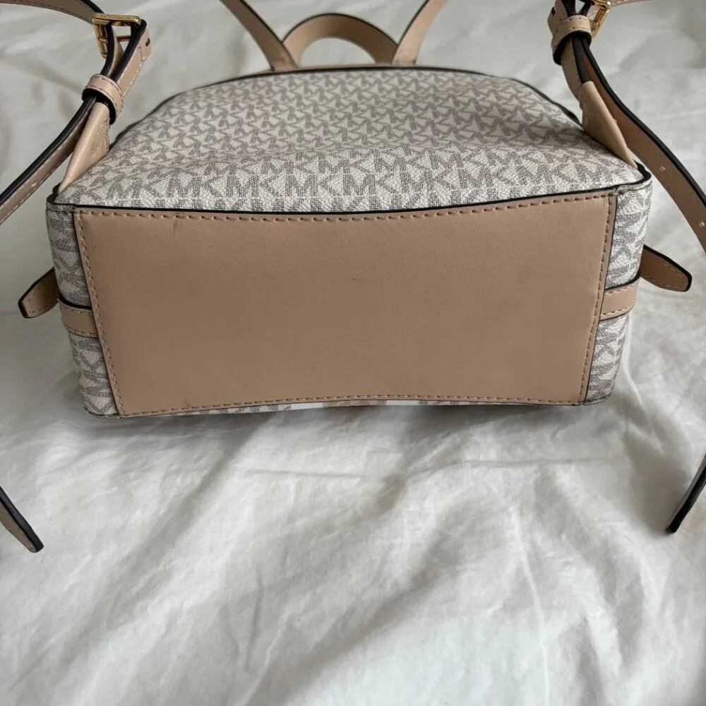 Michael Kors Jaycee Medium Backpack Vanilla Beige Coated Canvas Bag Quiet Luxury